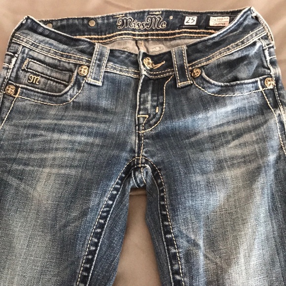 Miss Me Cropped Jeans size 25 - Picture 4 of 7